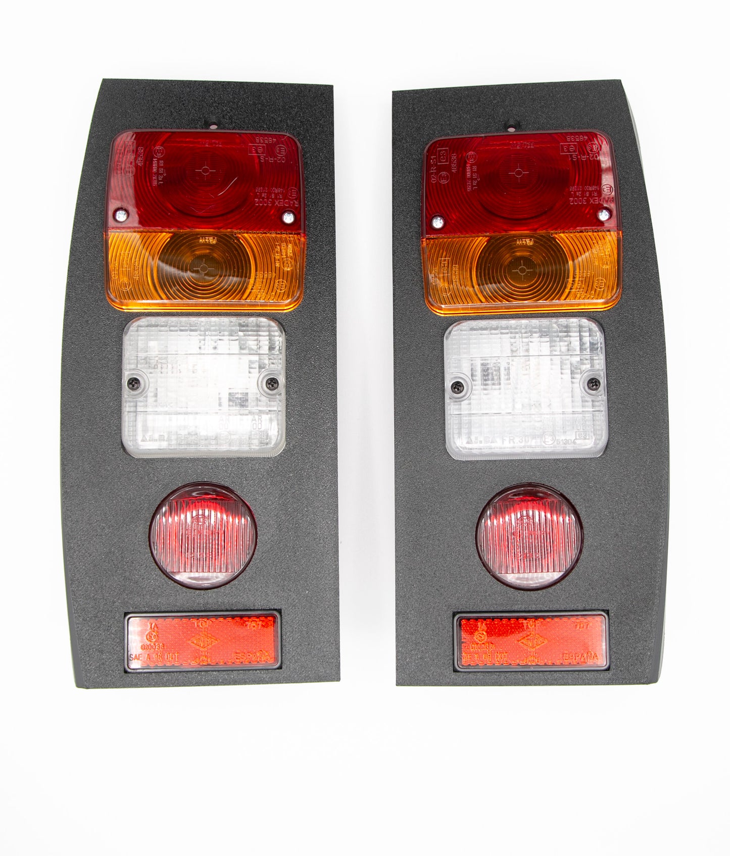 Pilotos Traseros Nissan Patrol 260