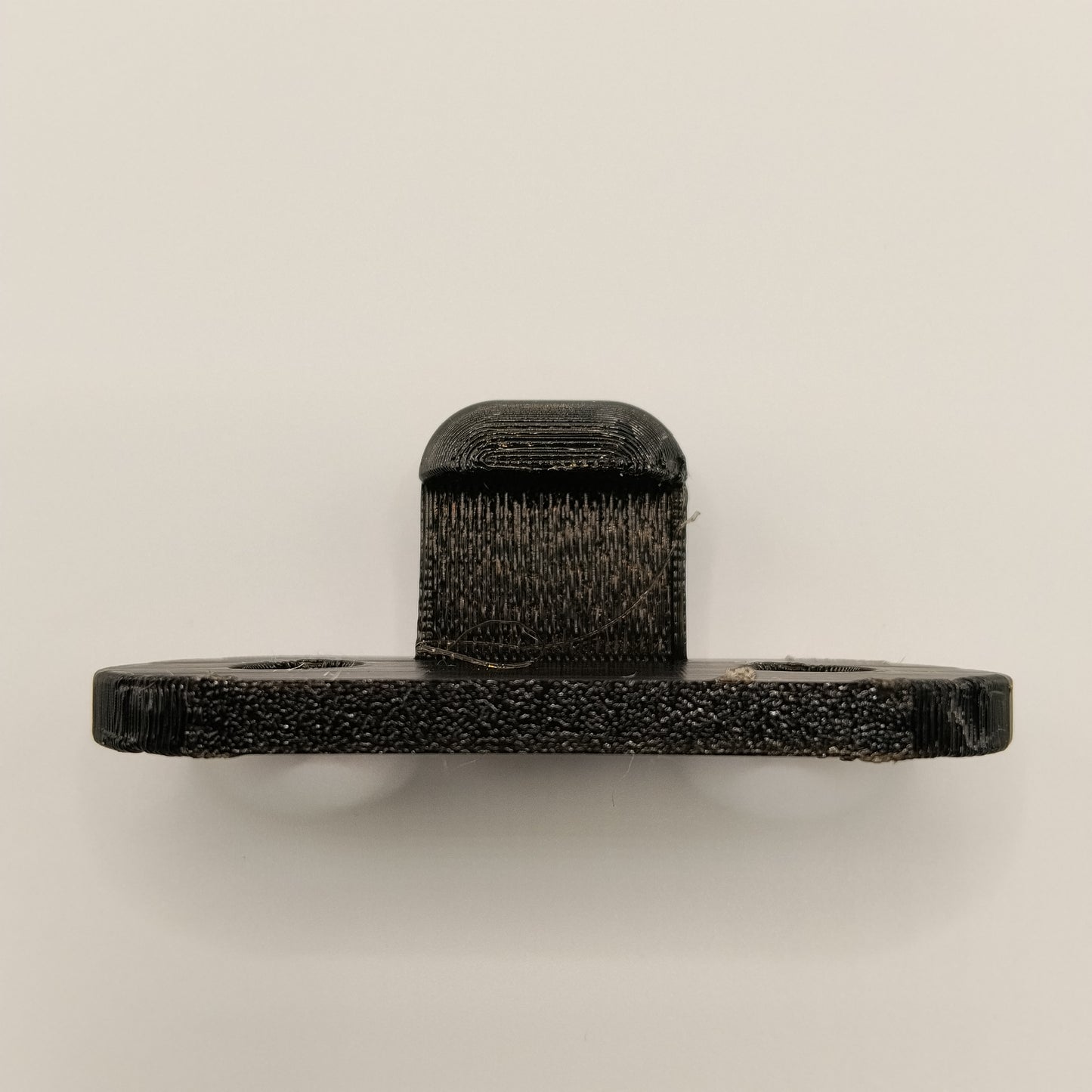 Soporte parachoques delantero Nissan Terrano2 R20 62046-7F000