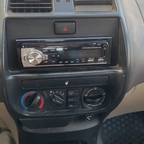 Marco adaptador y botón warning para autorradio Nissan terrano