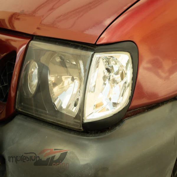 Intermitente Delantero Nissan Terrano II con Marco Negro — Réplica Original, Encaje Perfecto y Apto ITV
